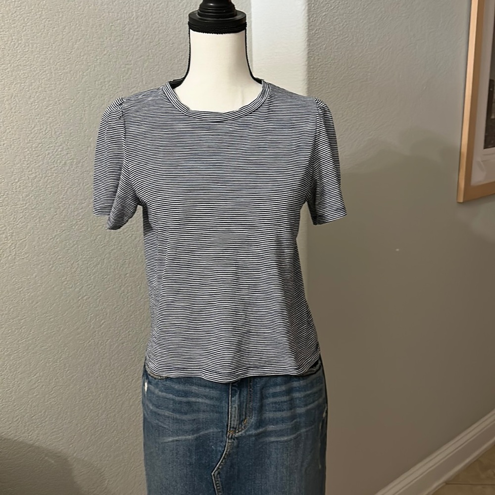 Aerie-Short Sleeve Knit Top EUC